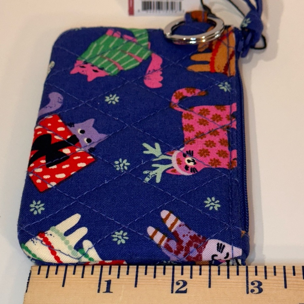 NWT Vera Bradley Zip ID Case Retired Pattern Catnip Christmas. - Picture 11 of 11